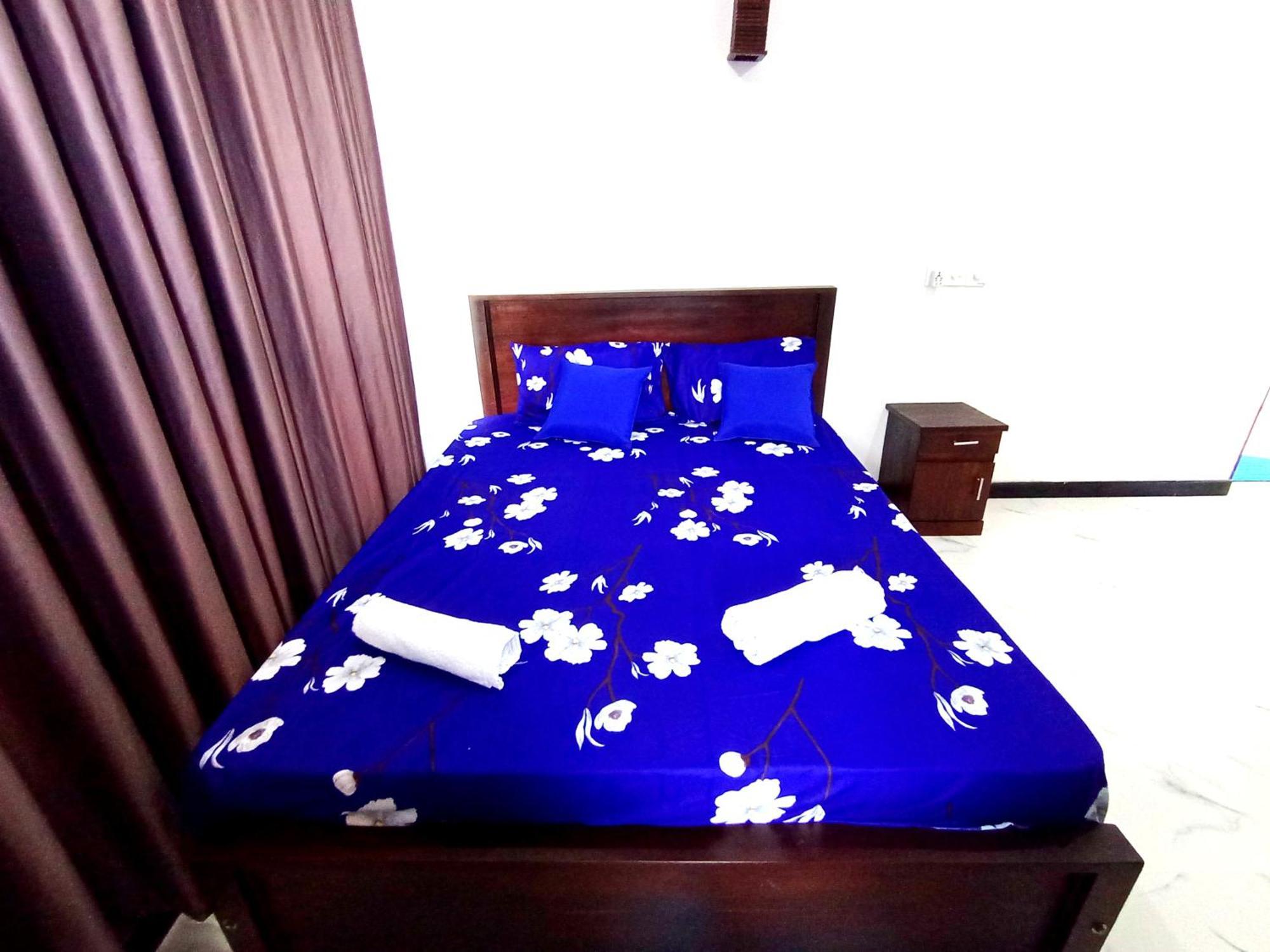 Hotel Blue Waves Ocean Mirissa Exterior foto